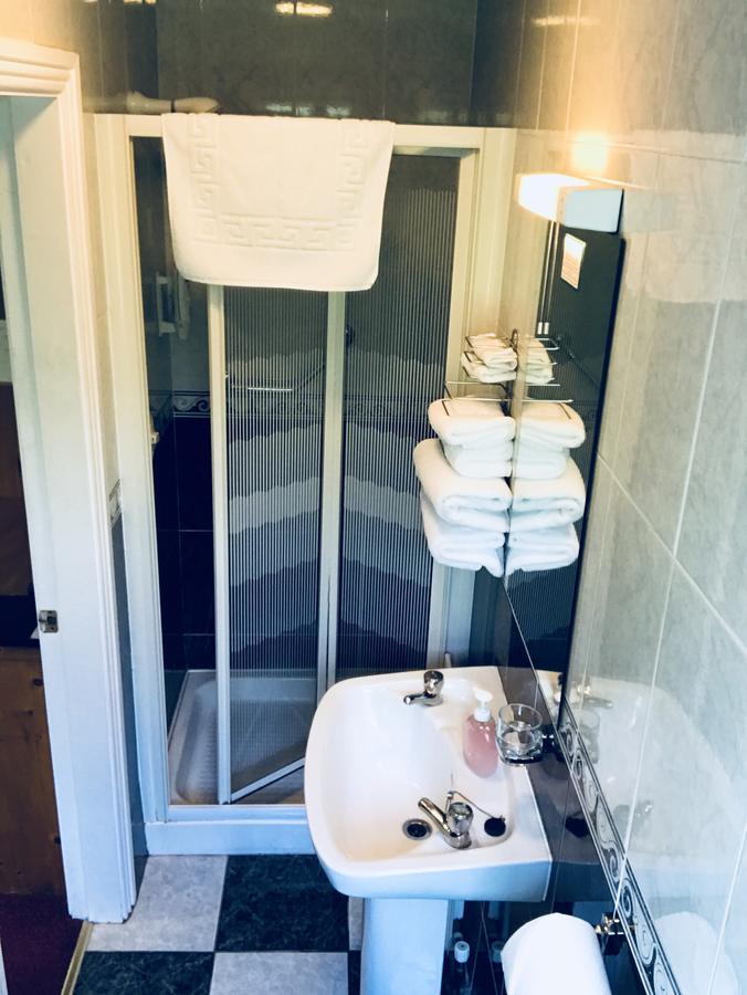 كيلكيني San Antonio Guesthouse المظهر الخارجي الصورة